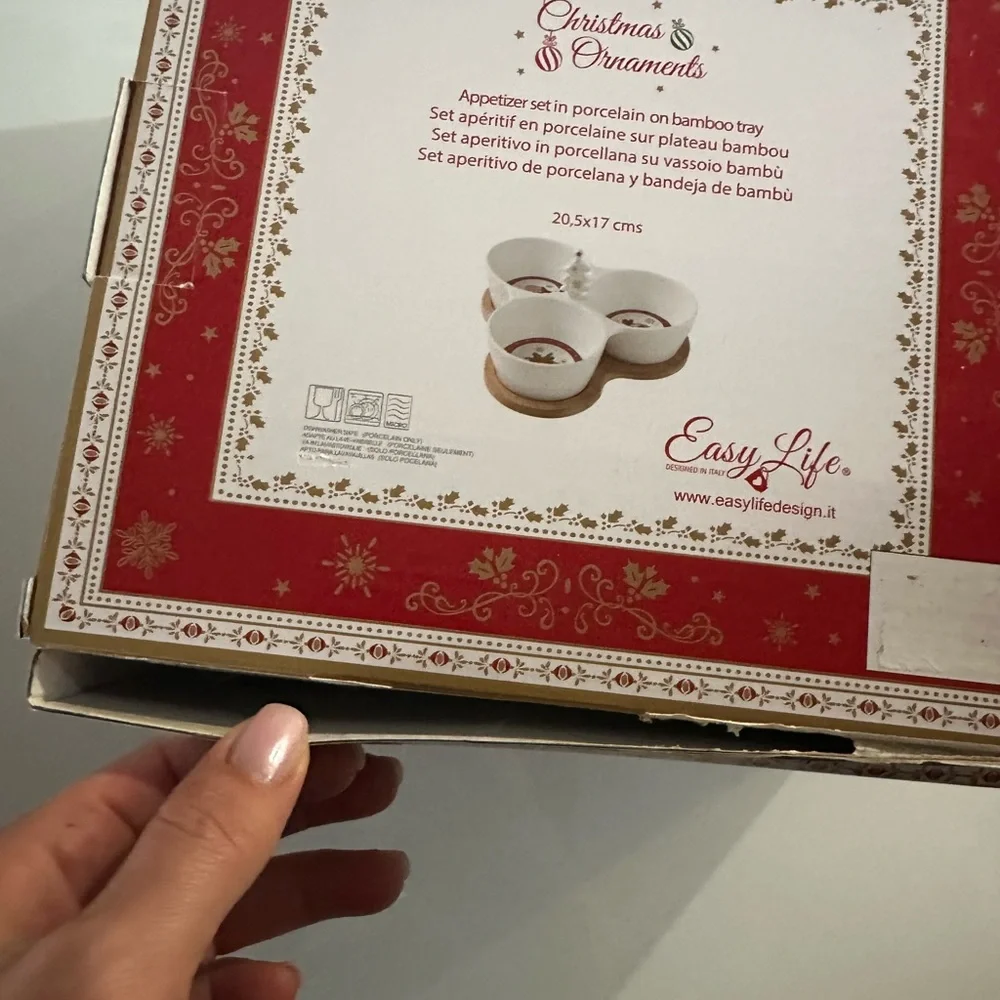 New Easy life Christmas appetiser set in porcelain on bamboo tray